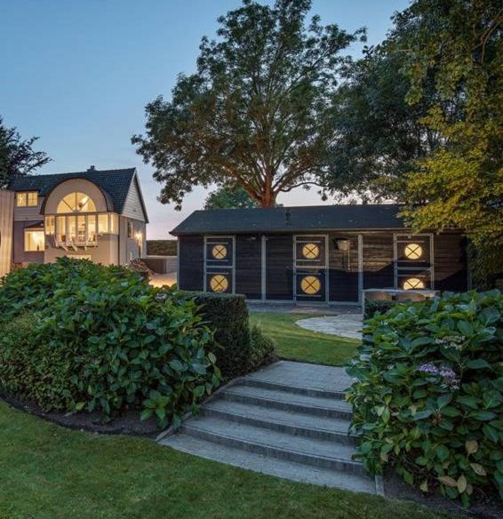 Vakantiehuis Onder De Peppel Met Sauna En Jacuzzi Wijk en Aalburg 外观 照片
